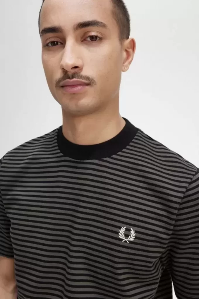 T-shirt épais à fines rayures pour homme