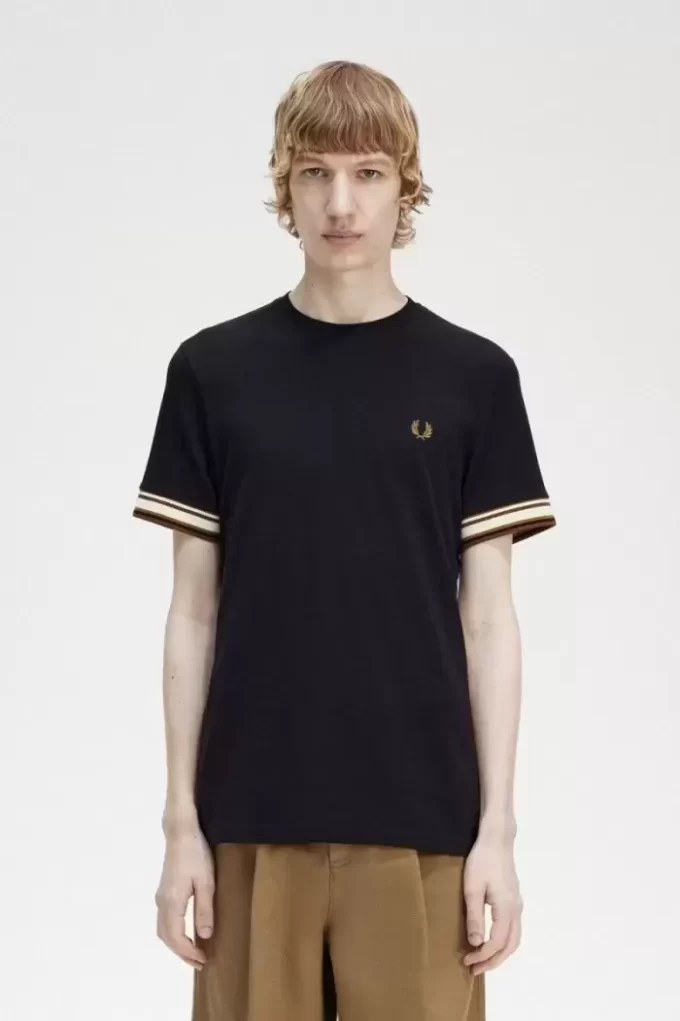 T-shirt piqué à liseré audacieux pour homme