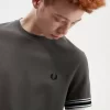T-shirt piqué à liseré audacieux pour homme