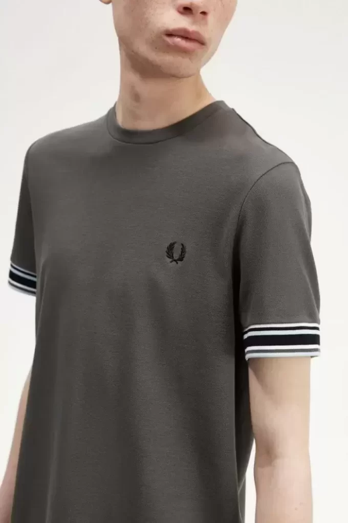 T-shirt piqué à liseré audacieux pour homme