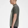 T-shirt à rayures dégradées pour homme