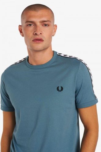T-shirts à bandes adhésives