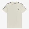T-shirts à bandes adhésives
