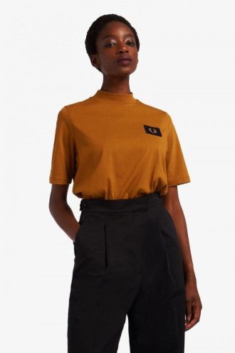 T-shirts à col montant avec détails de badge