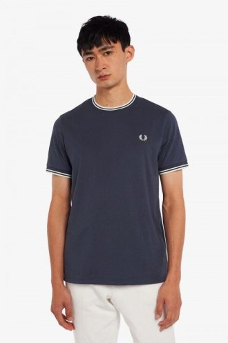 T-shirts à double pointe