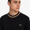 T-shirts Fred Perry M7