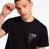T-shirts imprimés avec patch sur la poitrine