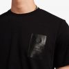 T-shirts imprimés avec patch sur la poitrine