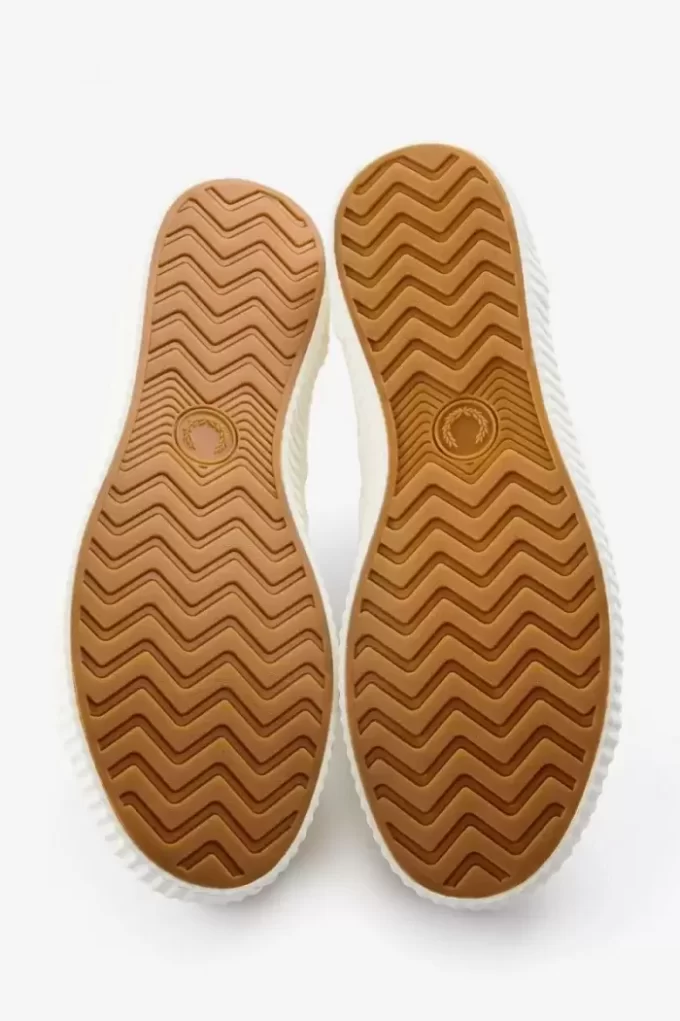 Tennis Hughes Low pour hommes