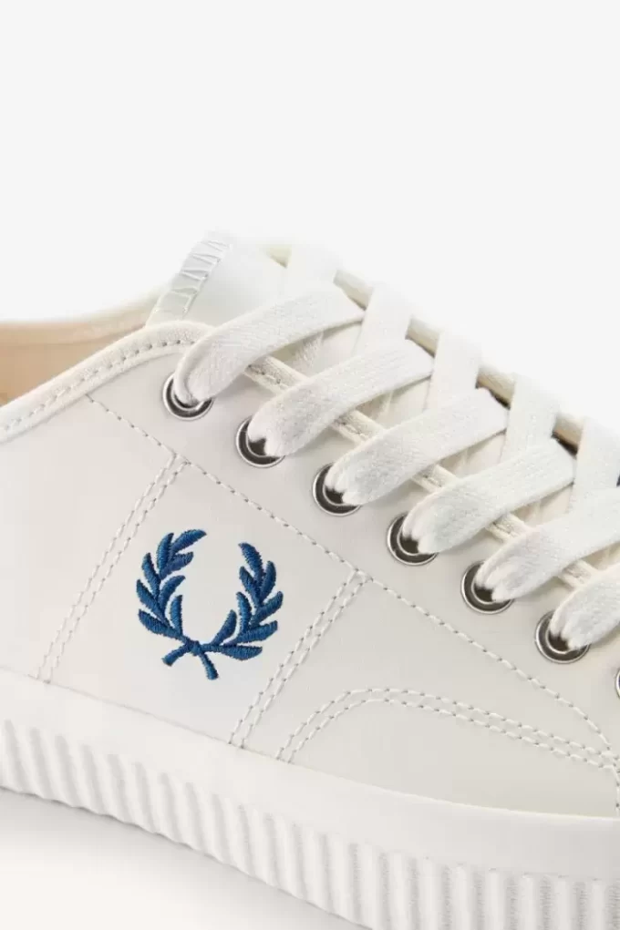 Tennis Hughes Low pour hommes