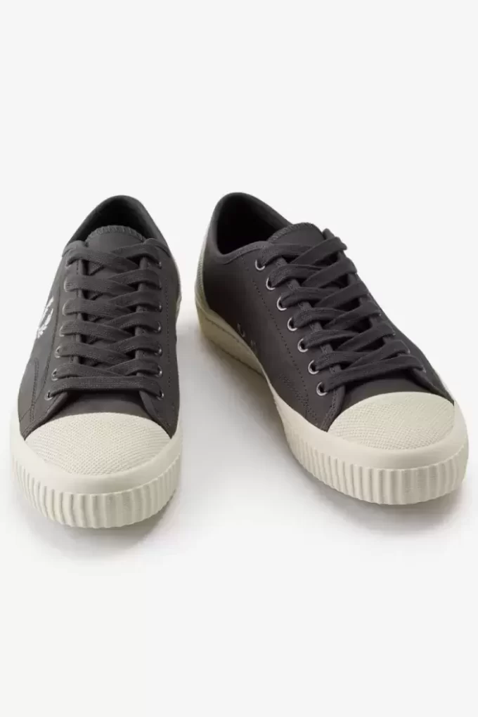 Tennis Low Hughes pour hommes
