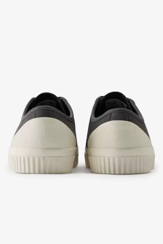 Tennis Low Hughes pour hommes