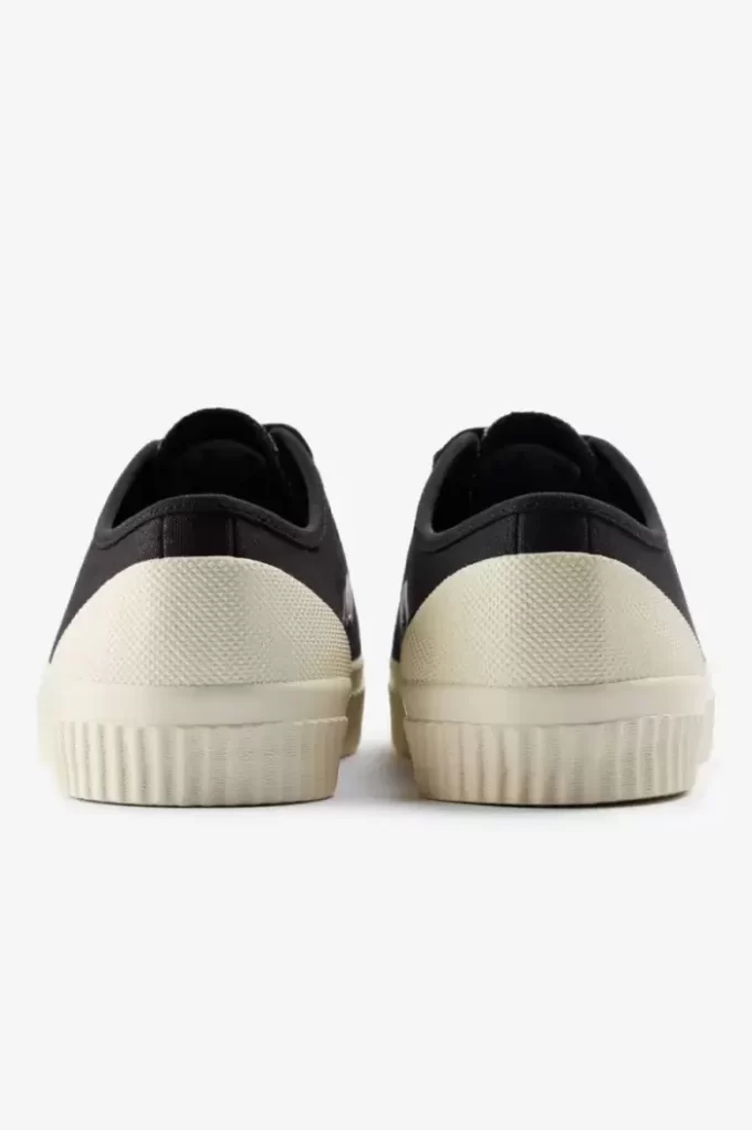 Tennis Low Hughes pour femmes