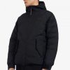 Vestes à capuche isolées