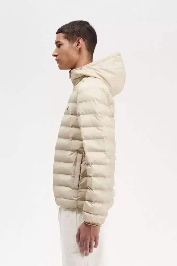 Vestes isolantes à capuche pour hommes